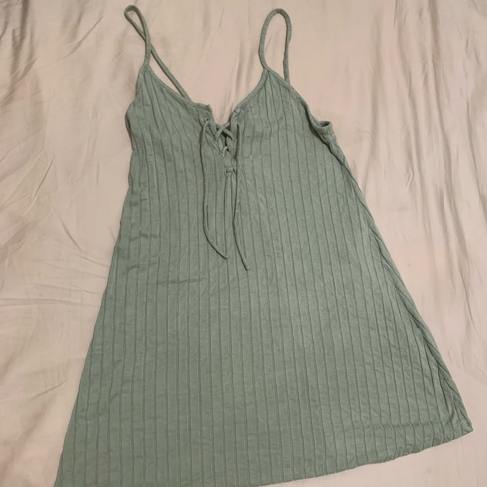 💙 3/20 Forever 21 sage dress